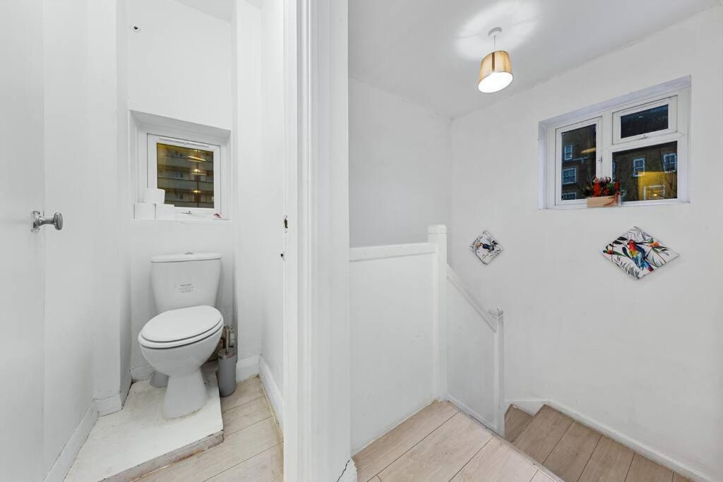 Holiday Home Near Kings Cross Sleep 12 Sp7 لندن المظهر الخارجي الصورة