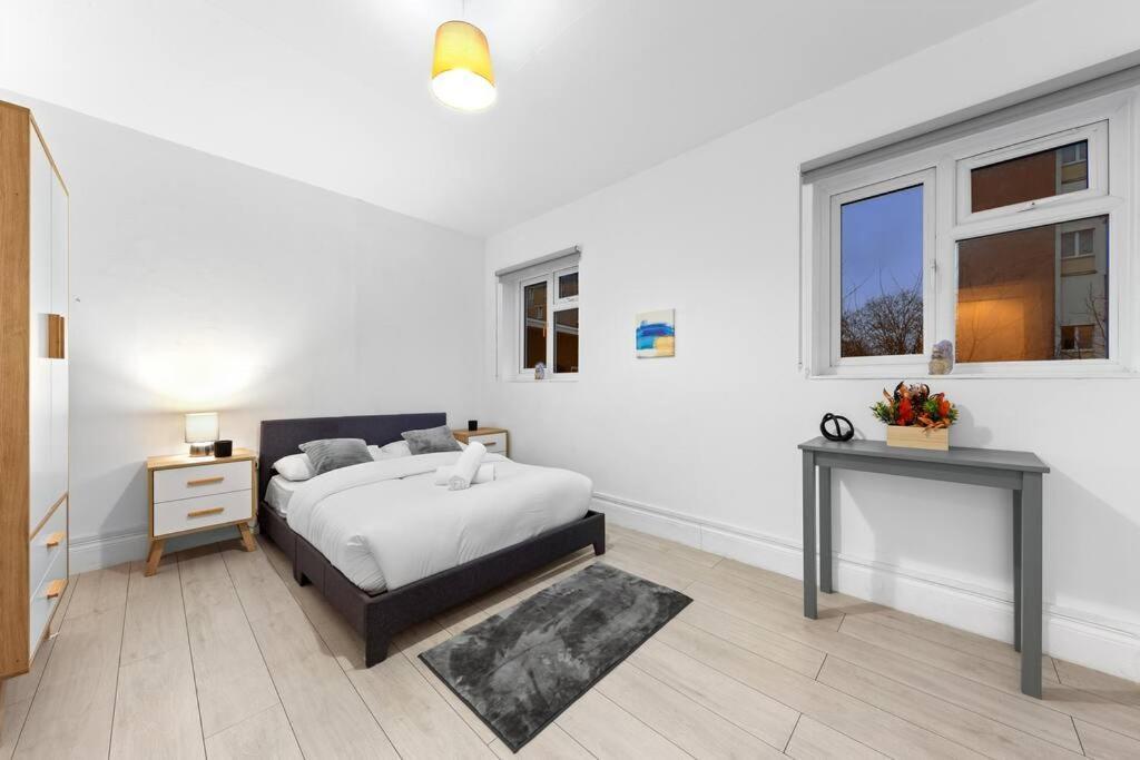 Holiday Home Near Kings Cross Sleep 12 Sp7 لندن المظهر الخارجي الصورة