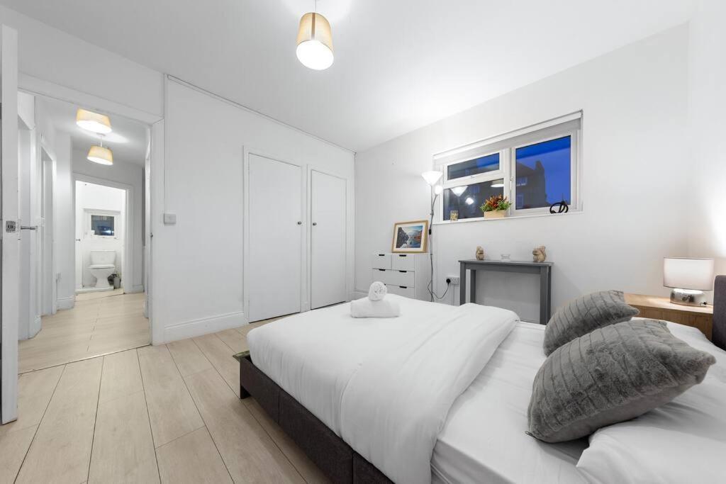 Holiday Home Near Kings Cross Sleep 12 Sp7 لندن المظهر الخارجي الصورة