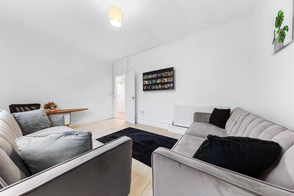 Holiday Home Near Kings Cross Sleep 12 Sp7 لندن المظهر الخارجي الصورة